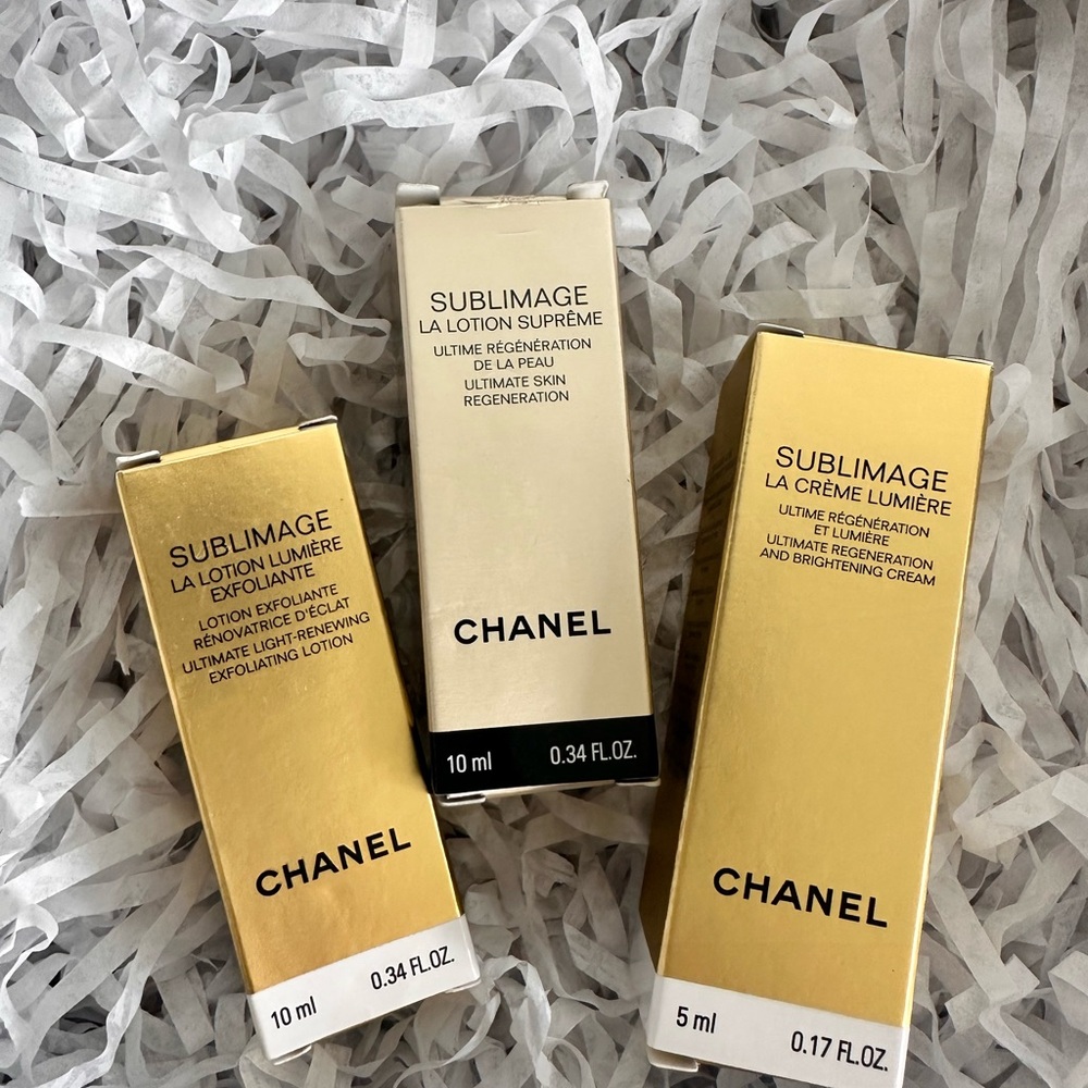 Chanel Sublimage Brightening treatment. Le creme, exfoliante, toner samples